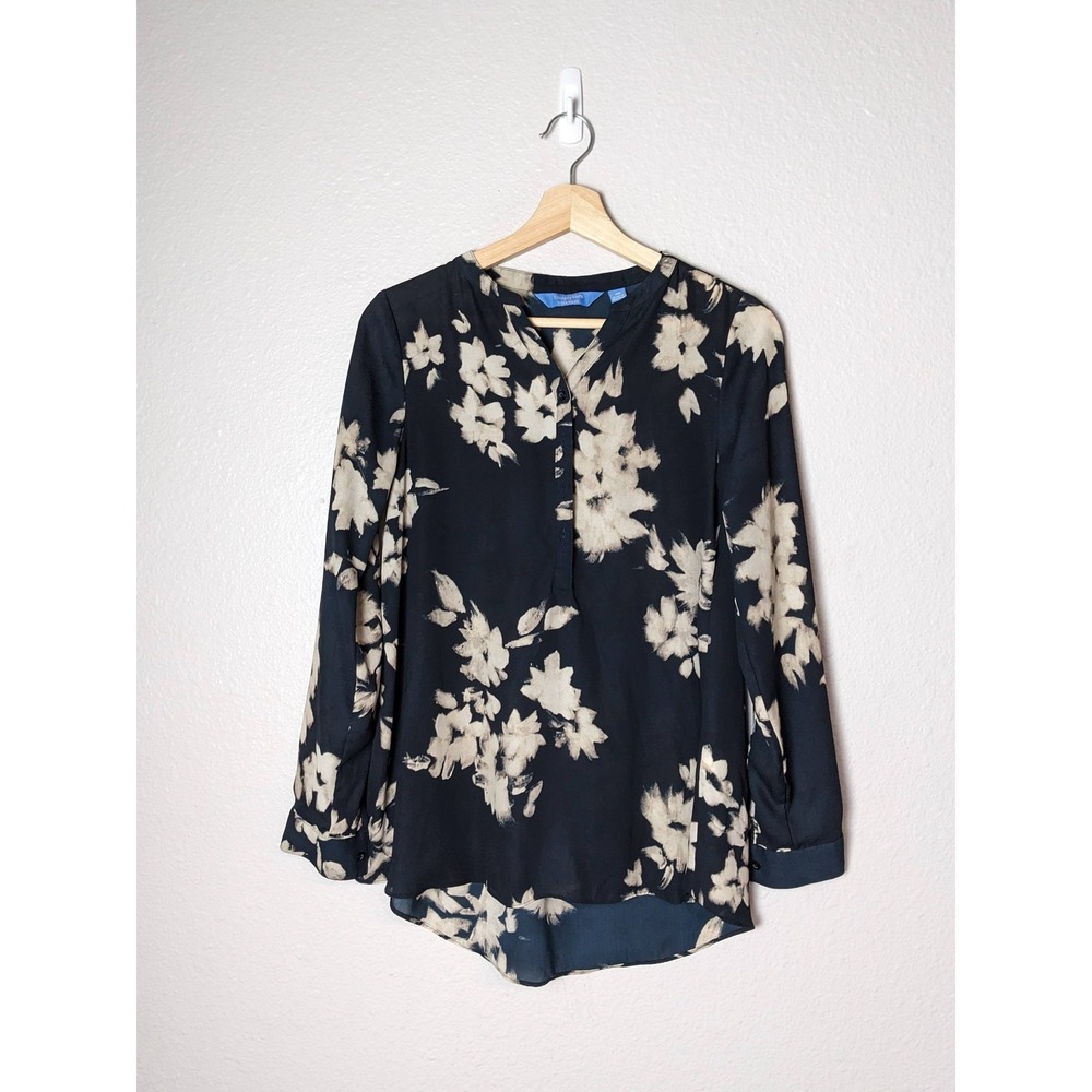 Simply Vera Vera Wang Blouse Womens XS Black Floral Long Sleeve Button Top Shirt